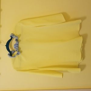 Tuckernuck yellow top w/ blue ruffle collar S